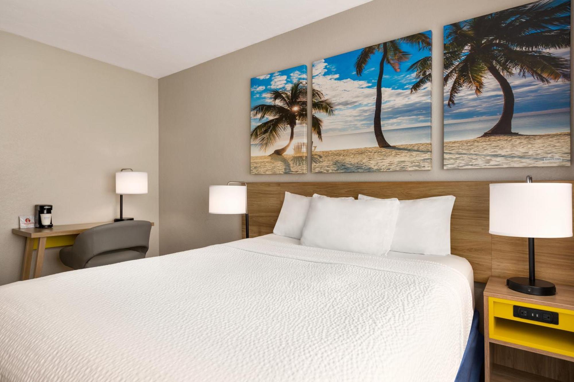 Days Inn By Wyndham Miami Airport North Miami Springs Exterior foto